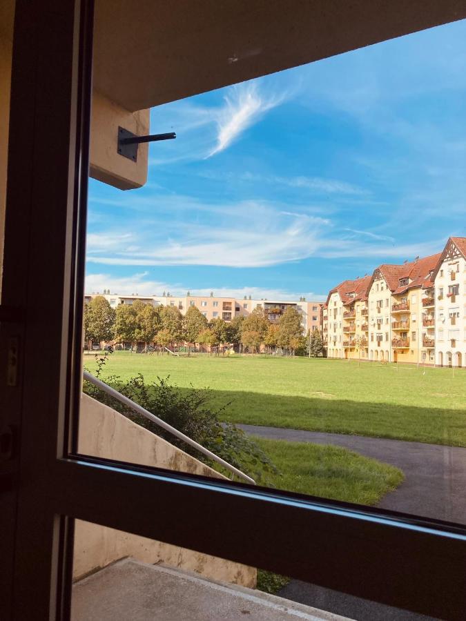 Lara Suite Szombathely Esterno foto